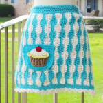 Baker’s Apron with Cupcake Free Crochet Pattern
