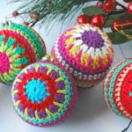 Christmas Baubles Crochet Free Pattern